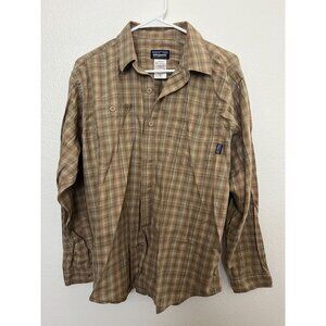 Men's Patagonia Long Sleeve Button Up Size Small